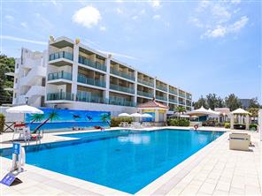 ビーチサイドプール