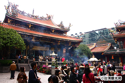 龍山寺
