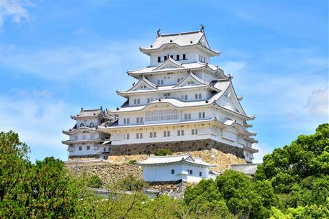 【世界遺産】白鷺城とも呼ばれる美しい白亜の名城「姫路城」
